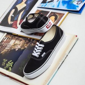 Vans Authentic Black