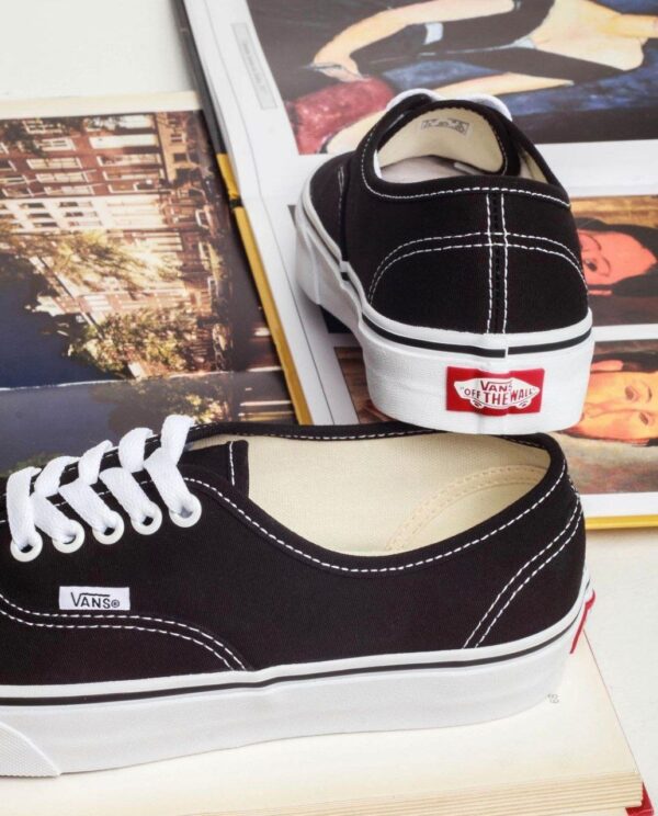 Vans Authentic Black