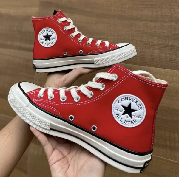 Converse 1970 Red