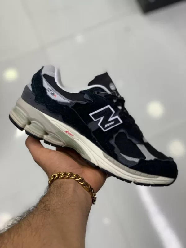 Newbalance 2002R
