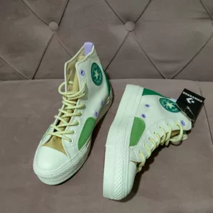 Converse platform color-blocked green