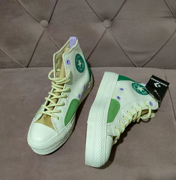 Converse platform color-blocked green
