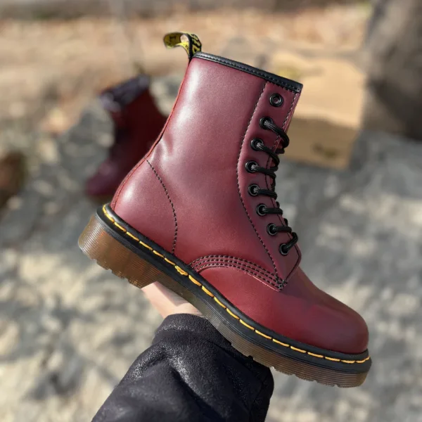 دکتر مارتنز 1460 زرشکی