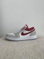 جردن 1 ساق کوتاه زرشکی