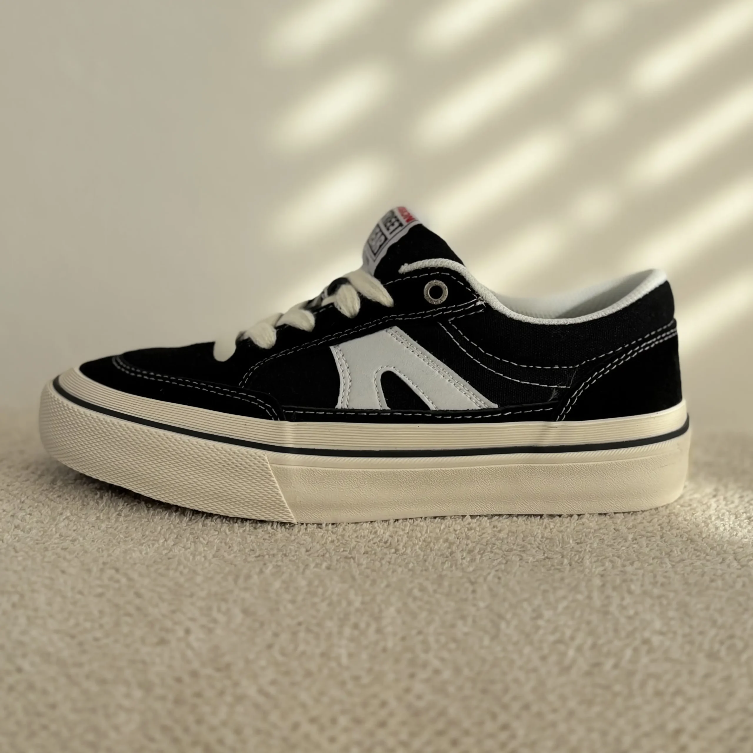 ویژن مشکی ونس مشکی