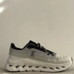 کتونی زنانه طوسی