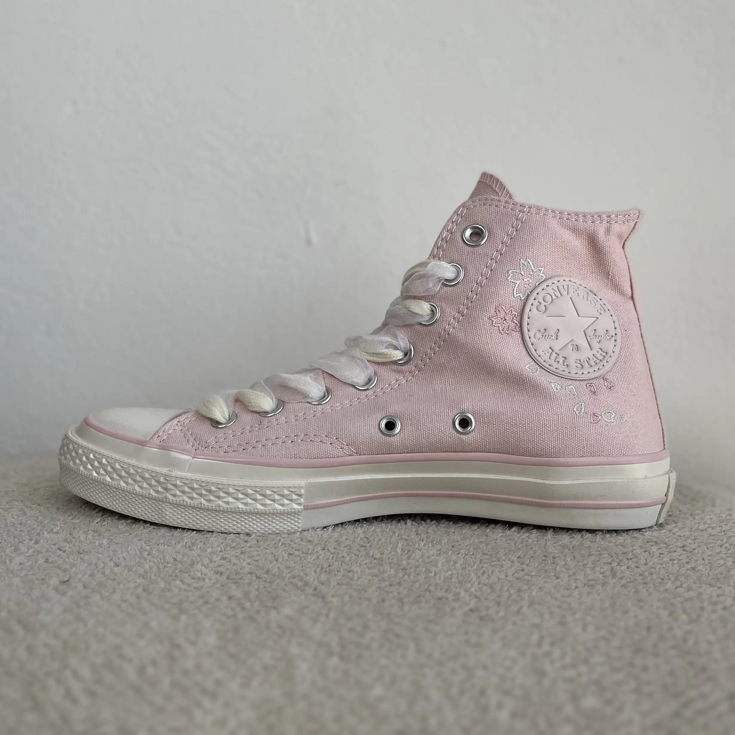 کتونی دخترانه صورتی کانورس صورنی